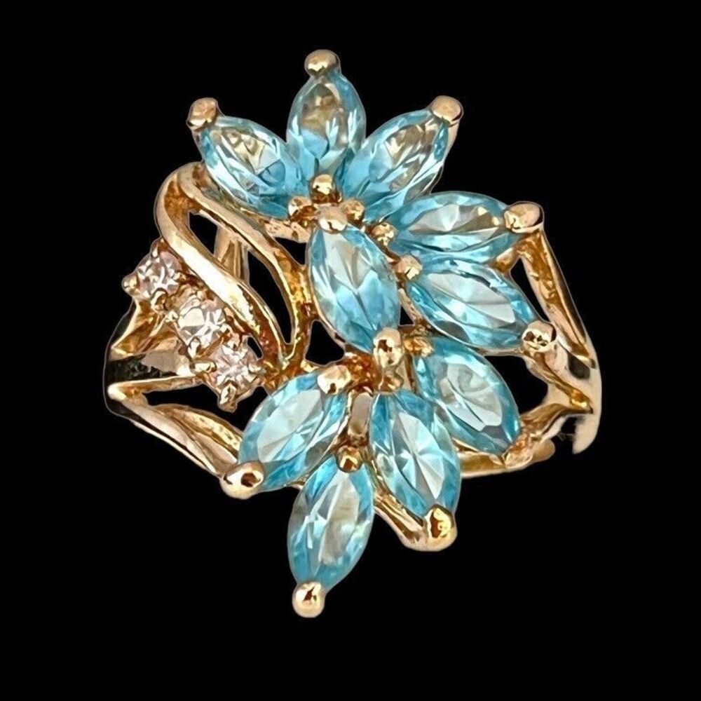 Vintage 1980s Crystal Ring Size 6 14KTGE Gold Plate Floral Cluster - 14E